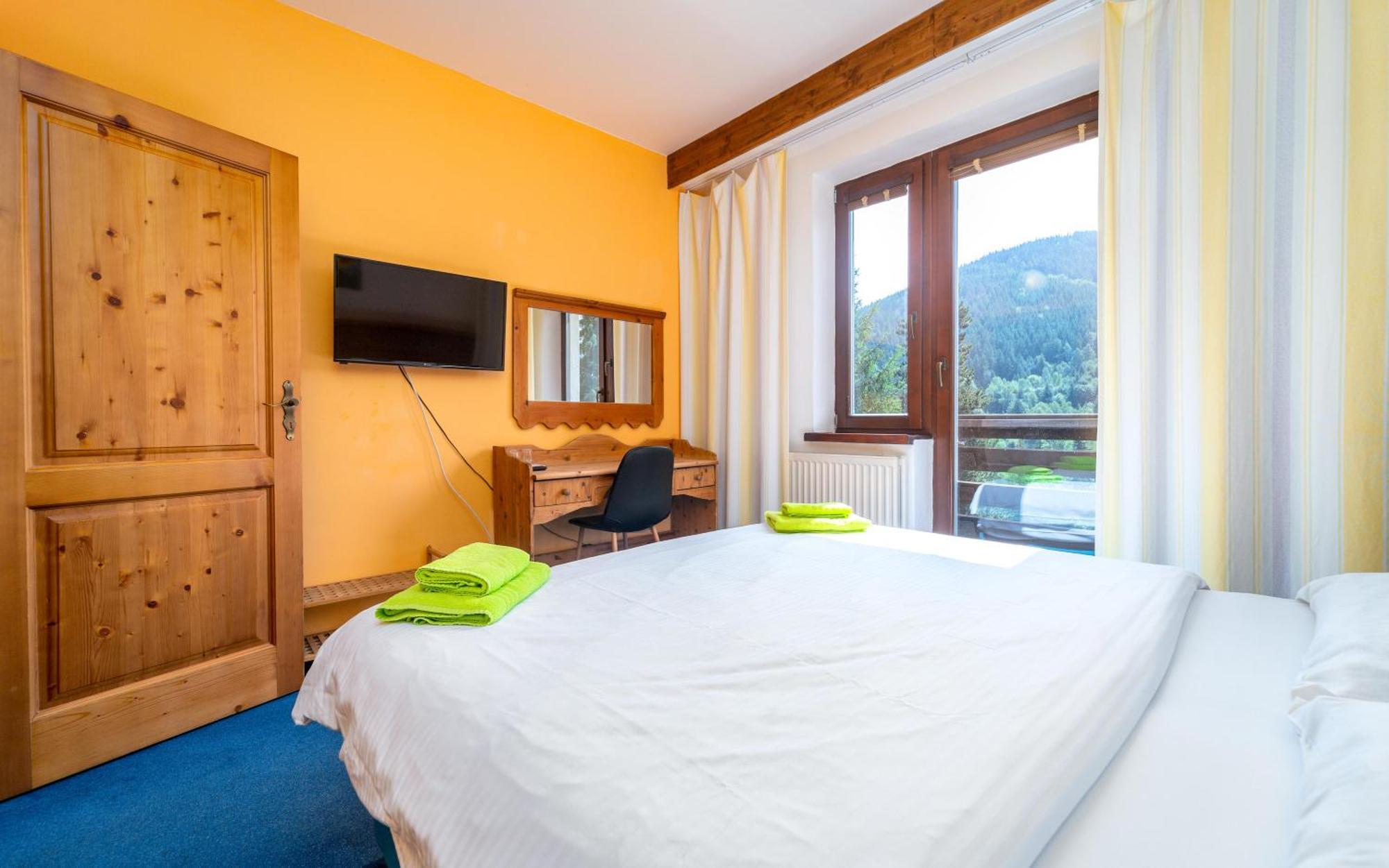 אוסטרביצה Hotel Ondras Z Beskyd חדר תמונה